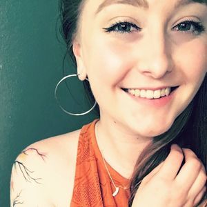 Meet your Posher, Nora